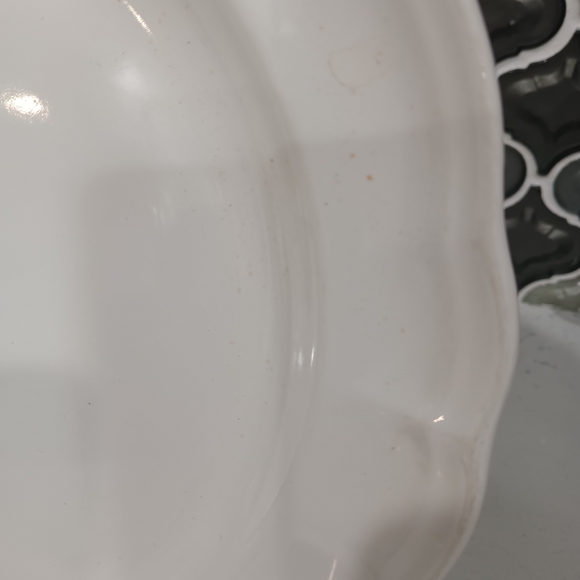 6 Pfaltzgraff Classic White Dinner Plates - Picture 5 of 6